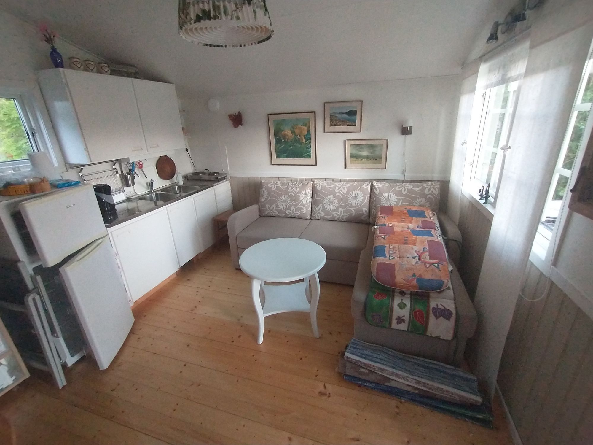 Hus med sjötomt, 10bäddar, möblerad brygga – bild 17 av 18