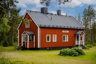Nära fjäll och natur