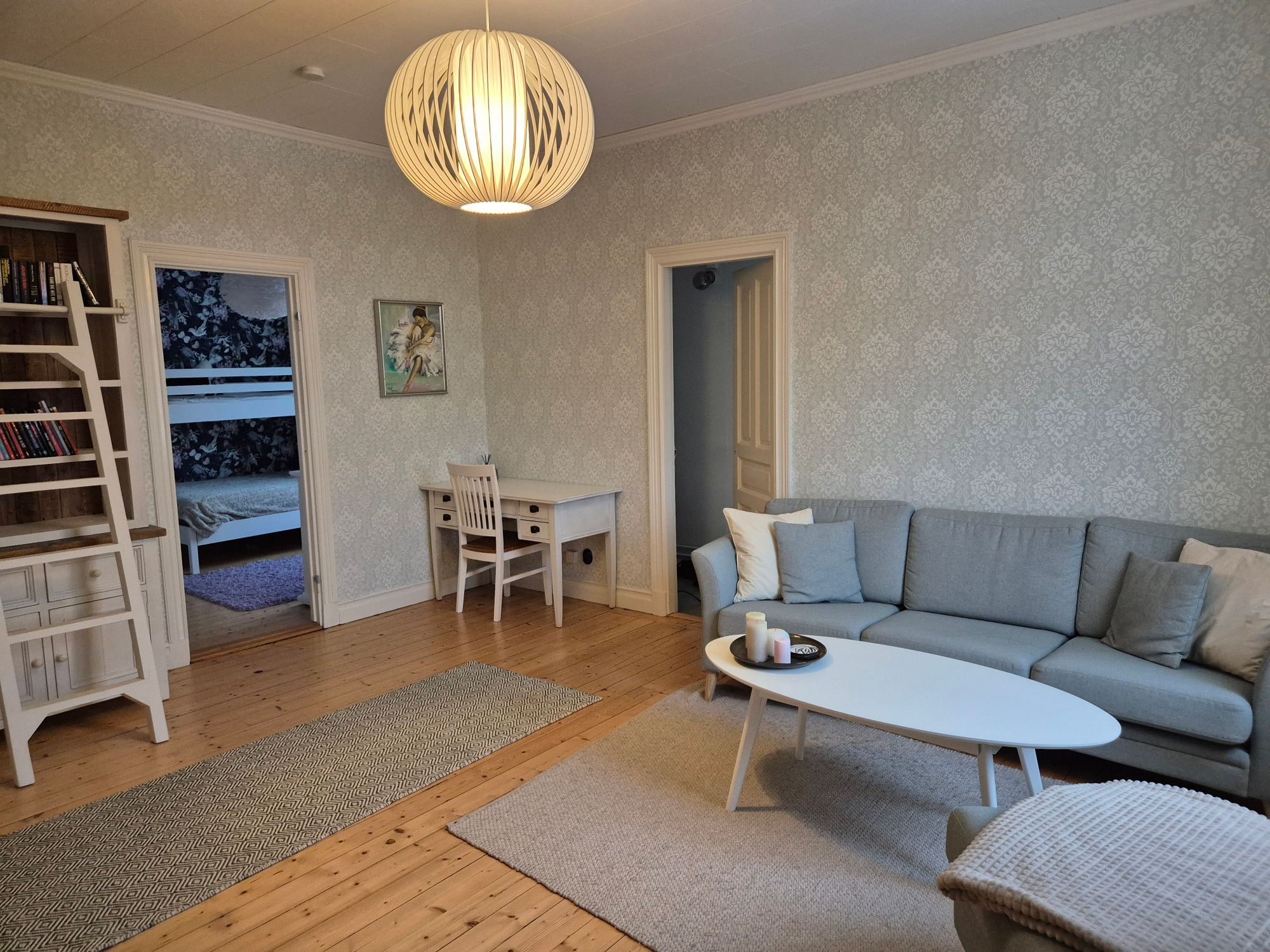 Underbart sekelskifteshus i centrala Kristinehamn – bild 5 av 9