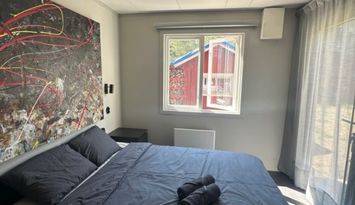 Rockstar cabin