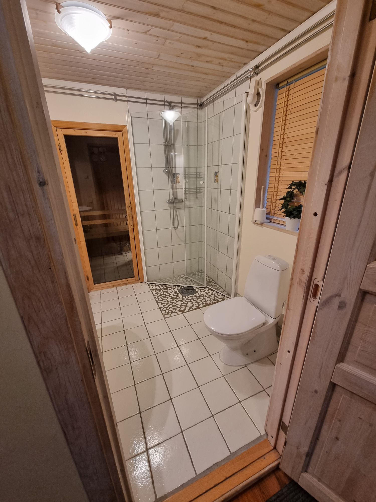Fjällstuga nära Björnvallen med badtunna & bastu – bild 10 av 15