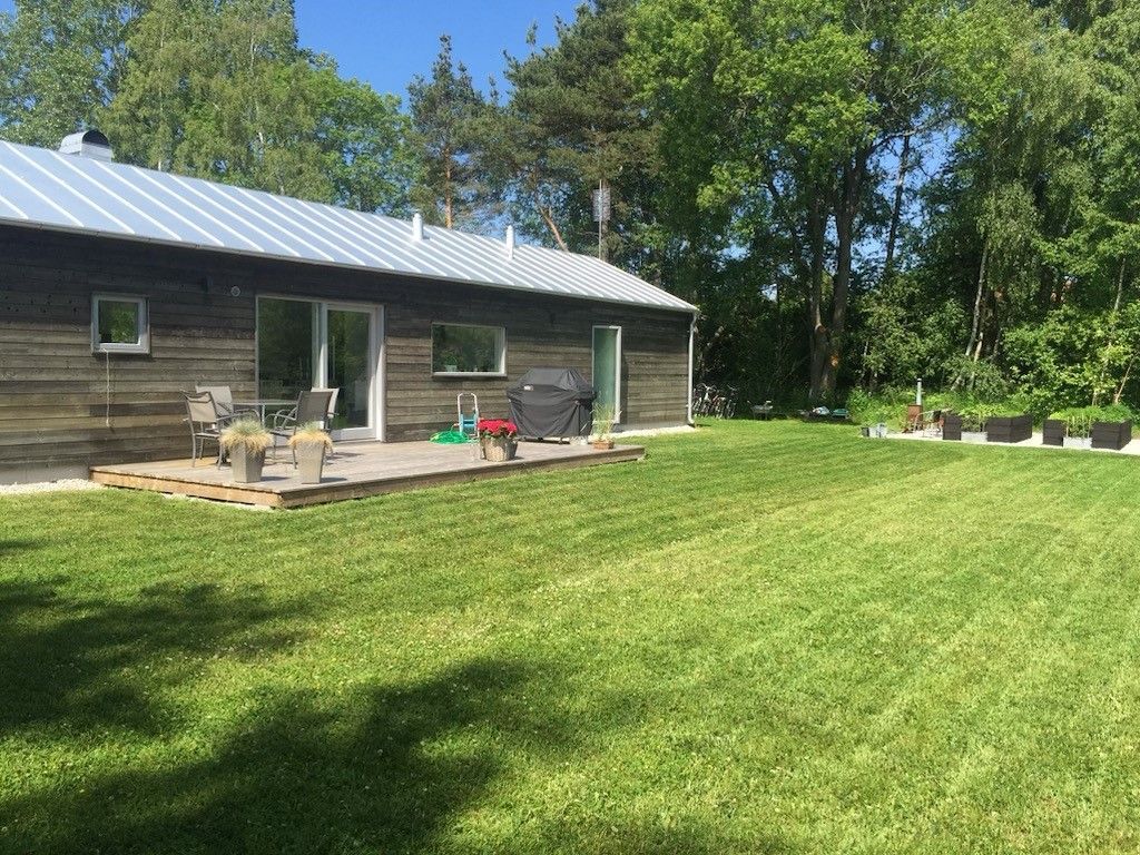 Drömboende mitt i Ljugarn – bild 4 av 14