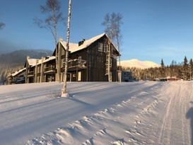 Högst upp i Åre Sadeln Ski in / Ski out