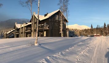 Högst upp i Åre Sadeln Ski in / Ski out