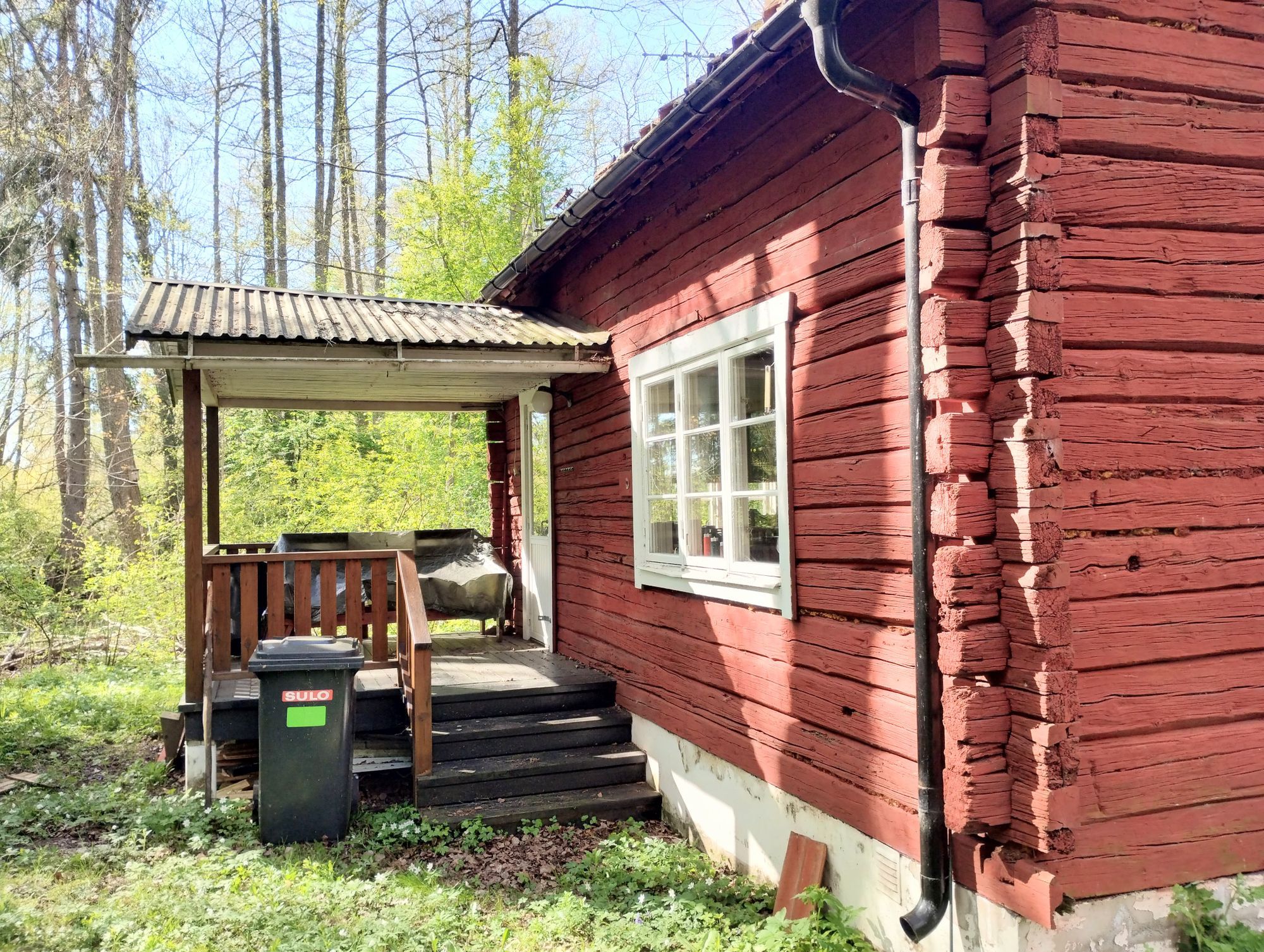 Litet och enkelt torp med utsikt över Granfjärden – bild 11 av 12
