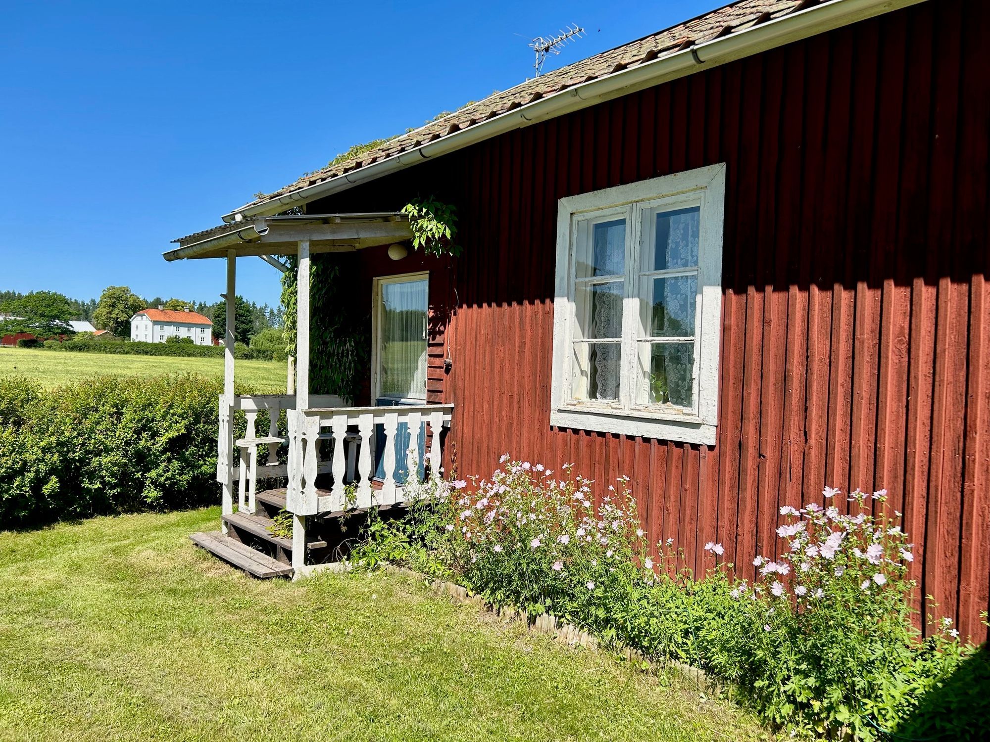 Mysig sjöstuga vid Långsvan – bild 7 av 23