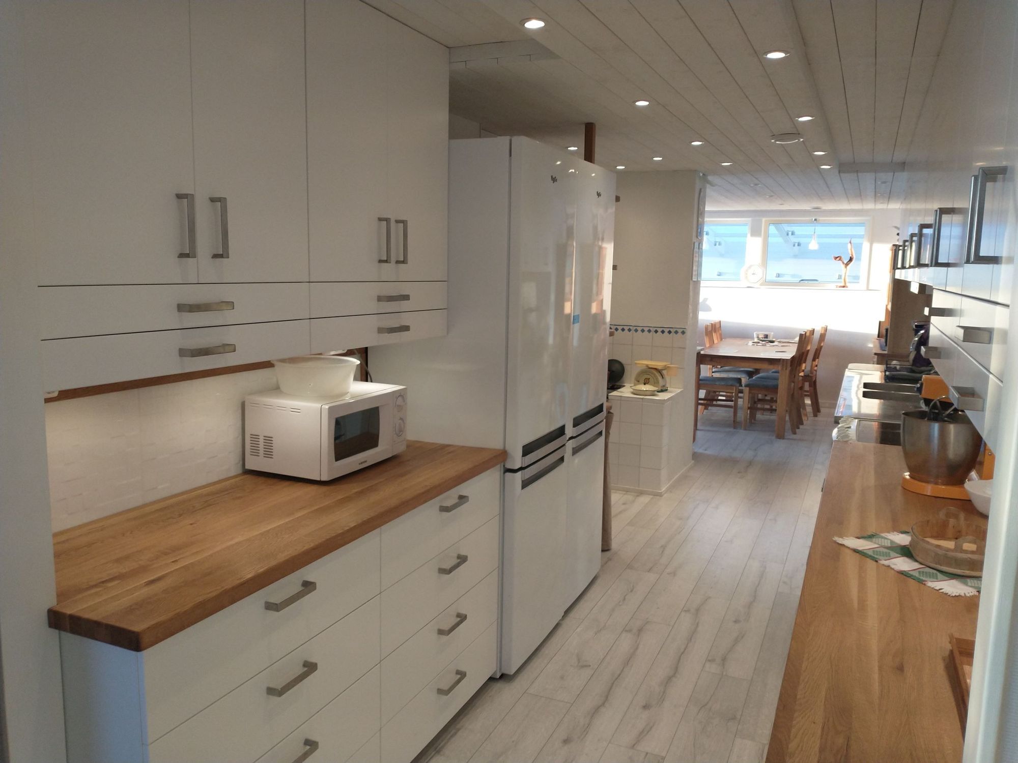 Hus med sjötomt, 10bäddar, möblerad brygga – bild 7 av 18