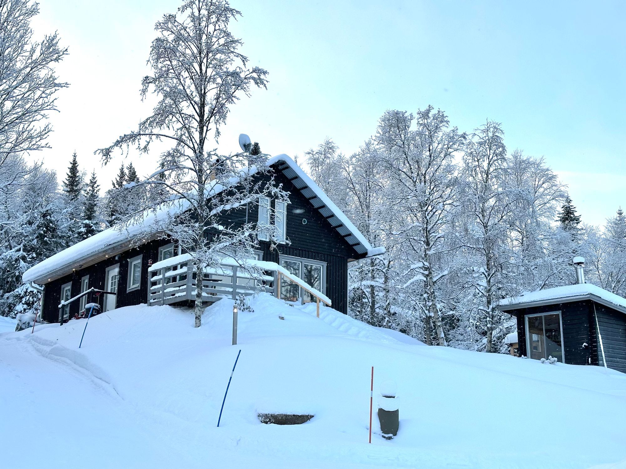 Stor mysig familjestuga, vildmark Kittelfjäll – bild 22 av 24
