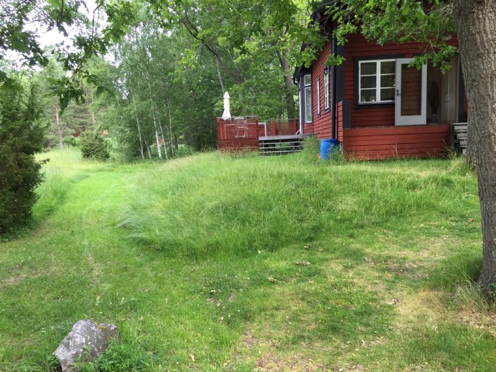 Vindö Skaft Vindö. Nära strand och klippbad – bild 3 av 19