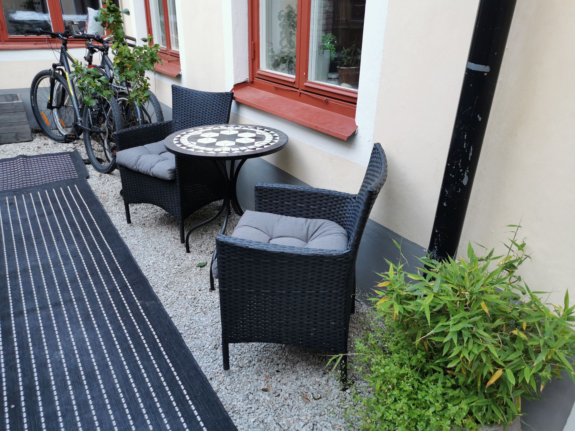 Stor etagelägenhet mitt i Visby Innerstad – bild 9 av 10