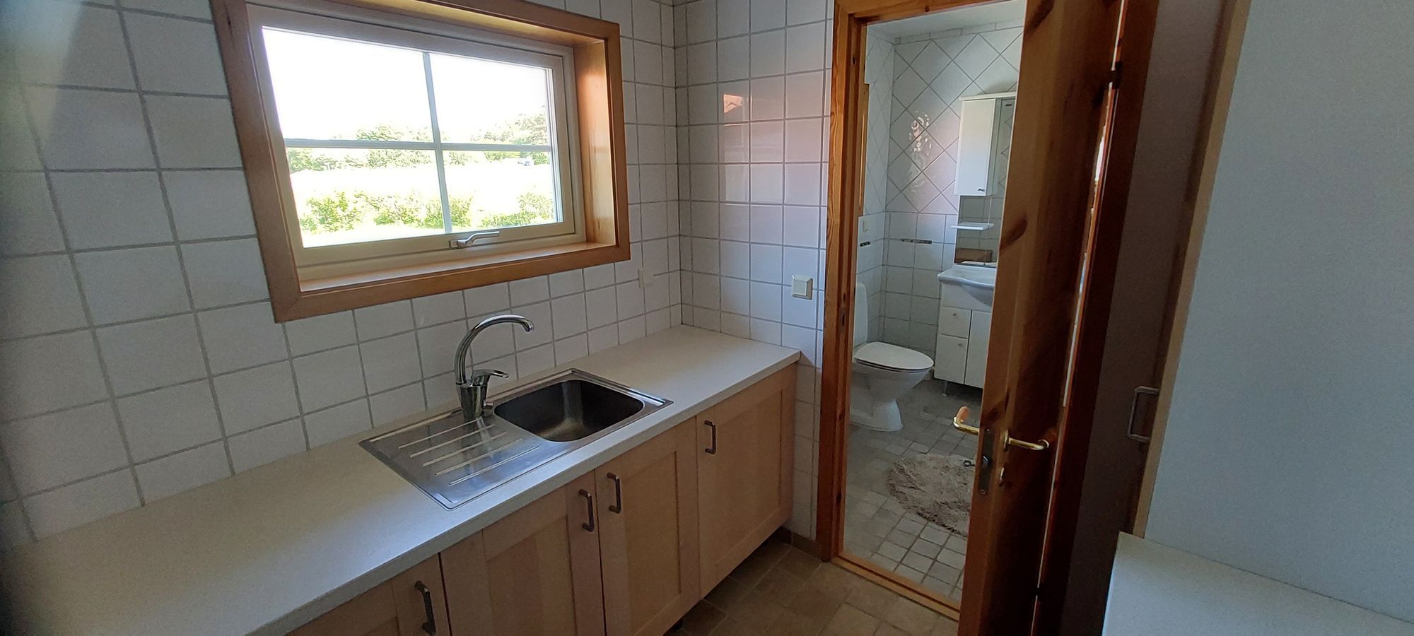 Fritidshus, lugnt område i Långesjö Fjällbacka. – bild 5 av 11
