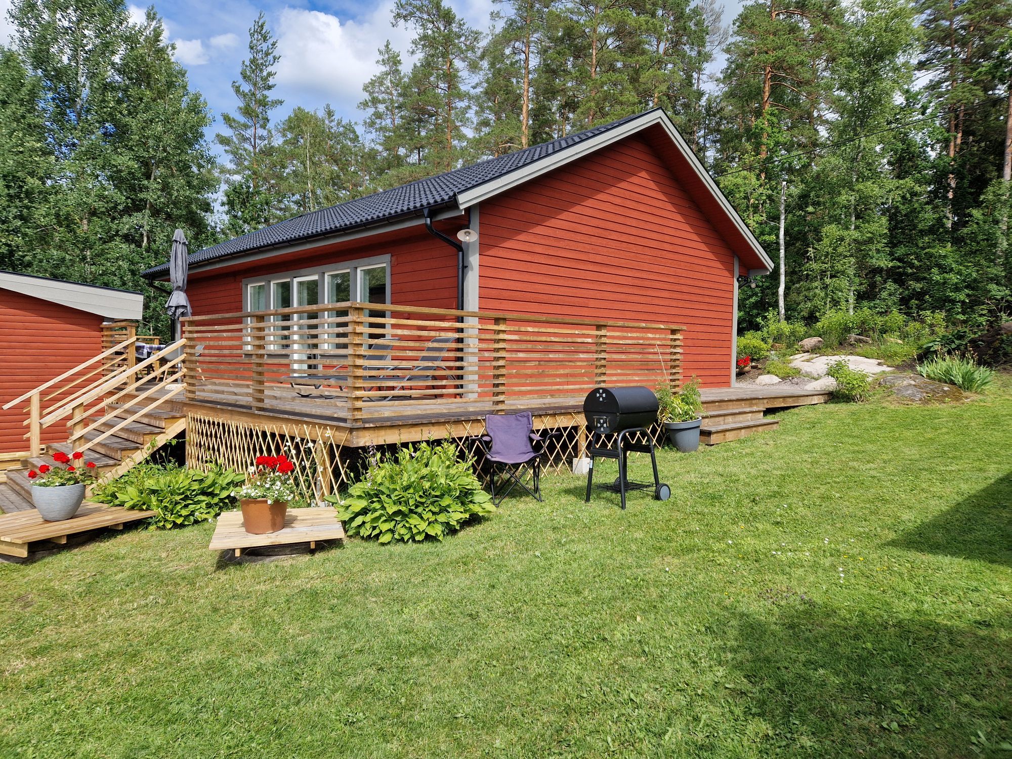 Nybyggd stuga på strandtomt – bild 12 av 17