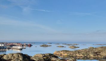 Härligt hus och trägård på västra Tjörn