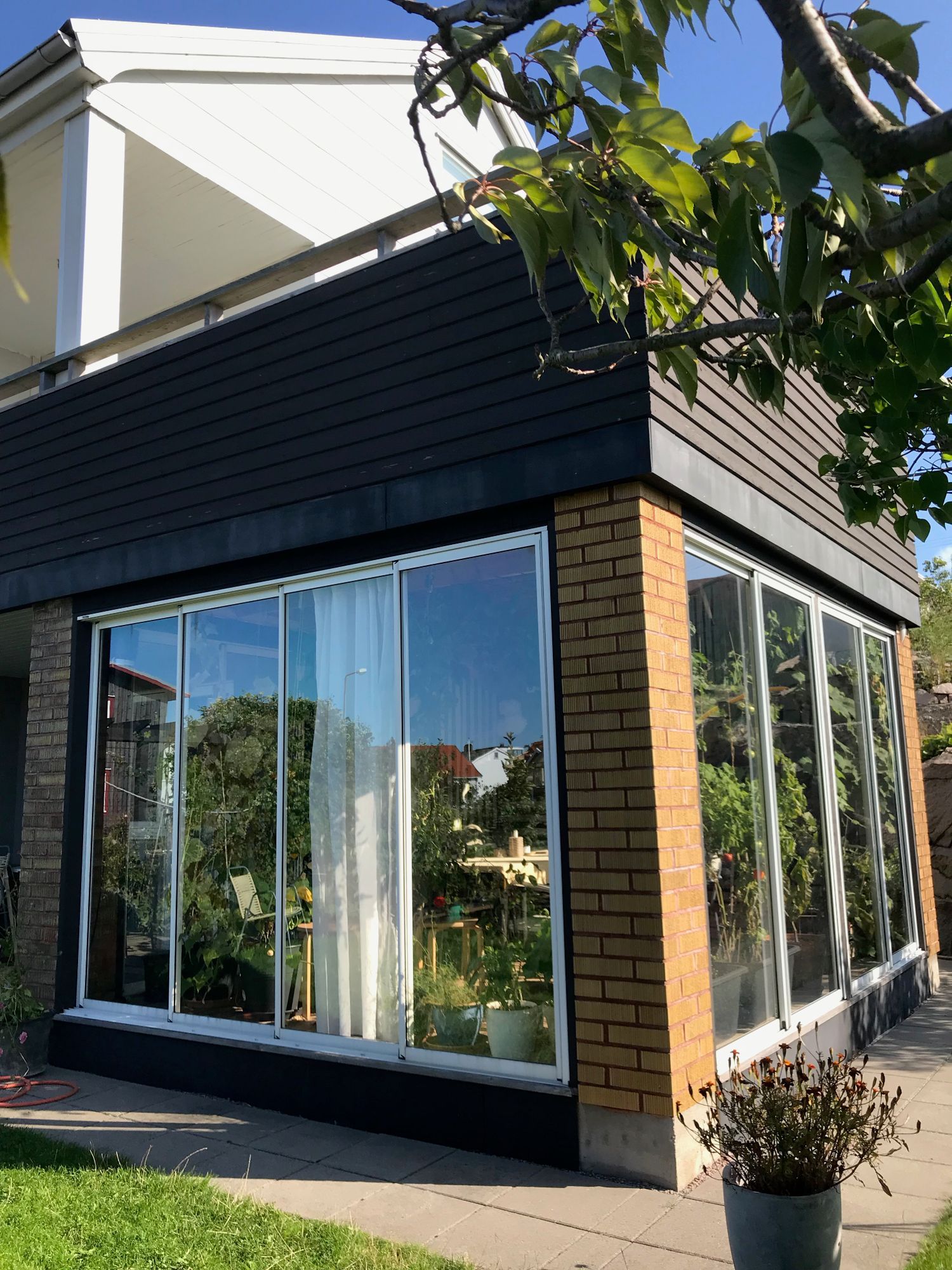 Rymlig villa i Lysekil – bild 8 av 15