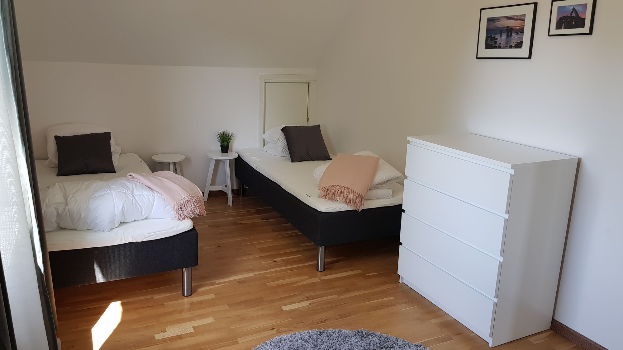 Stor, fin, modernt renoverad villa centralt Visby – bild 12 av 21