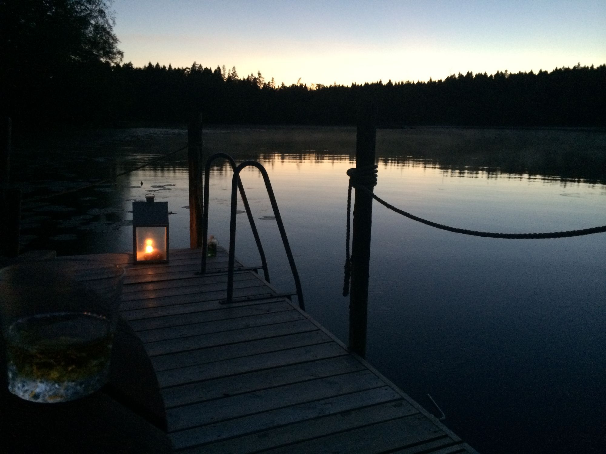 Charmigt hus med sjötomt i naturskön omgivning – bild 12 av 24