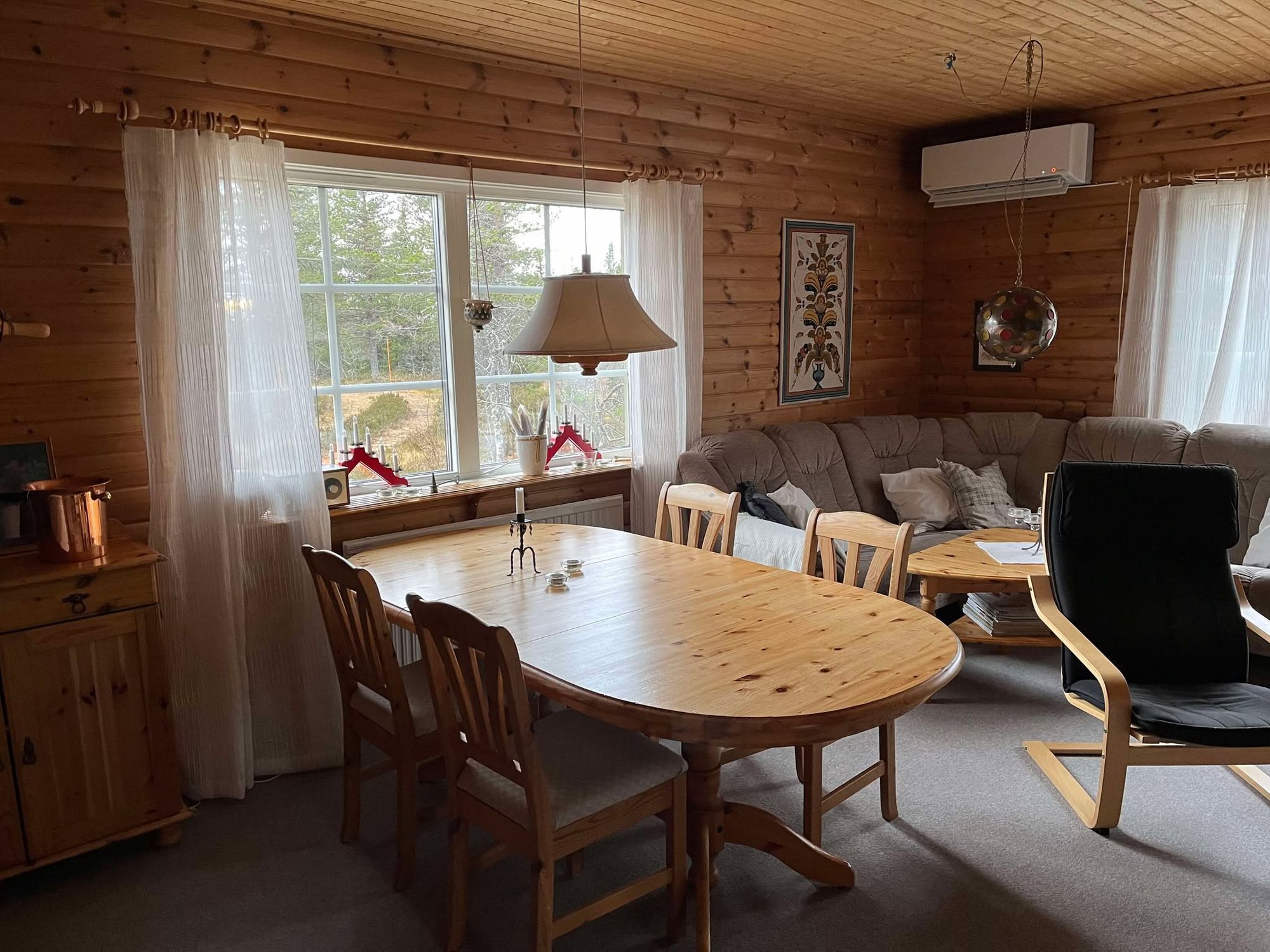 Två stugor i Hemfjällstangen – bild 3 av 8