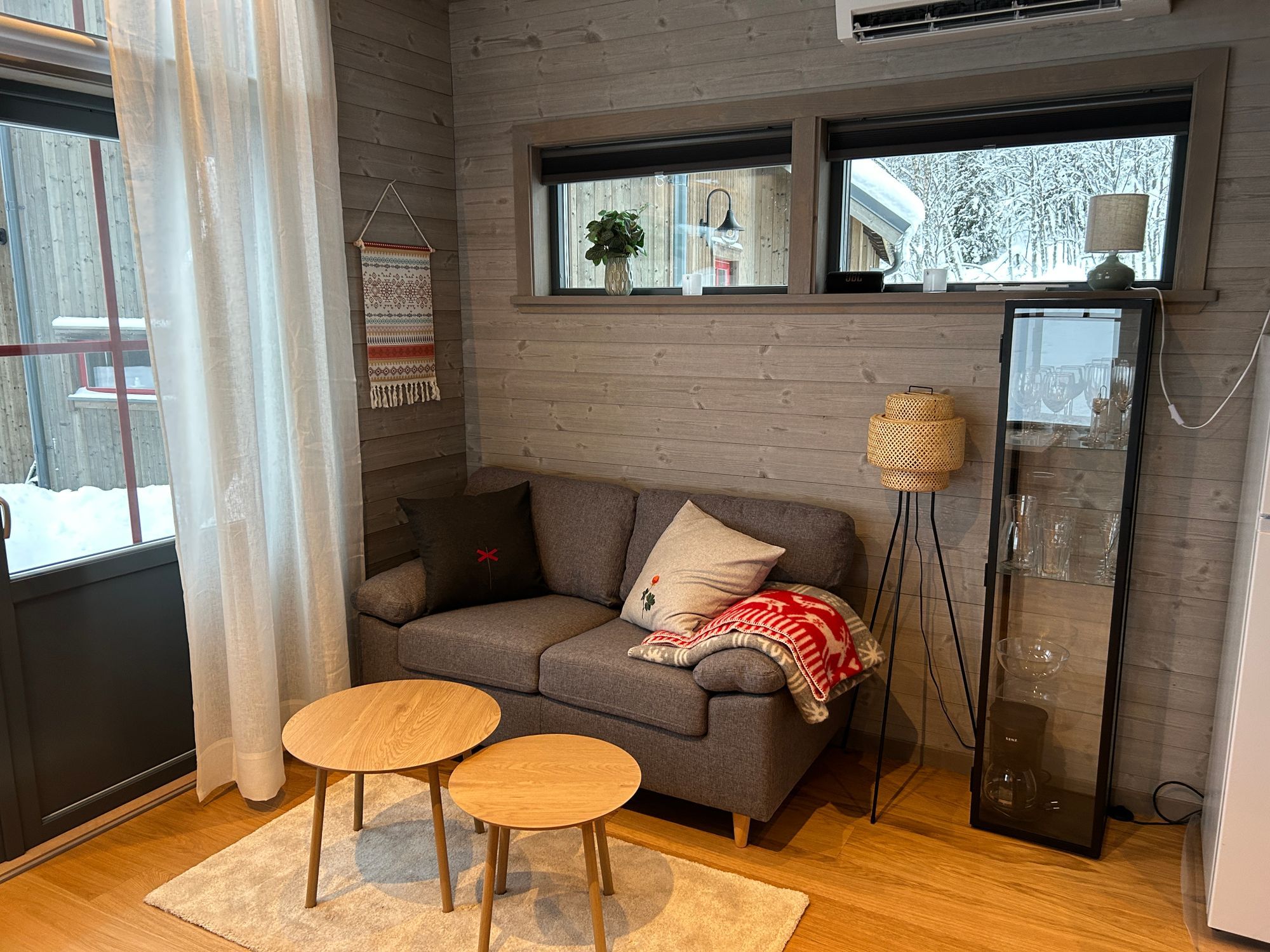 Mysig stuga Mittåkläppen i Bruksvallarna – bild 3 av 22