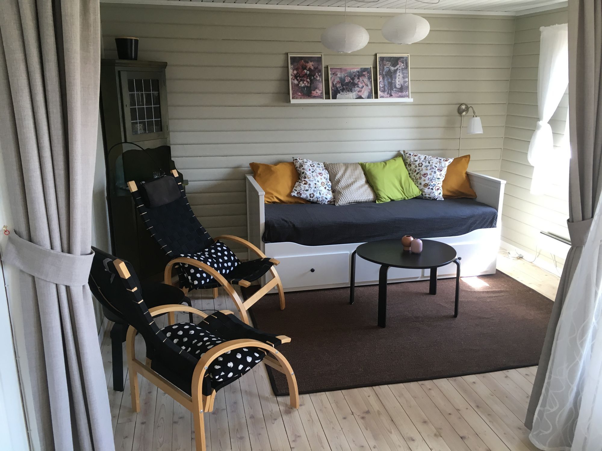 Vacker stuga med havsutsikt i Tjust skärgård – bild 11 av 20