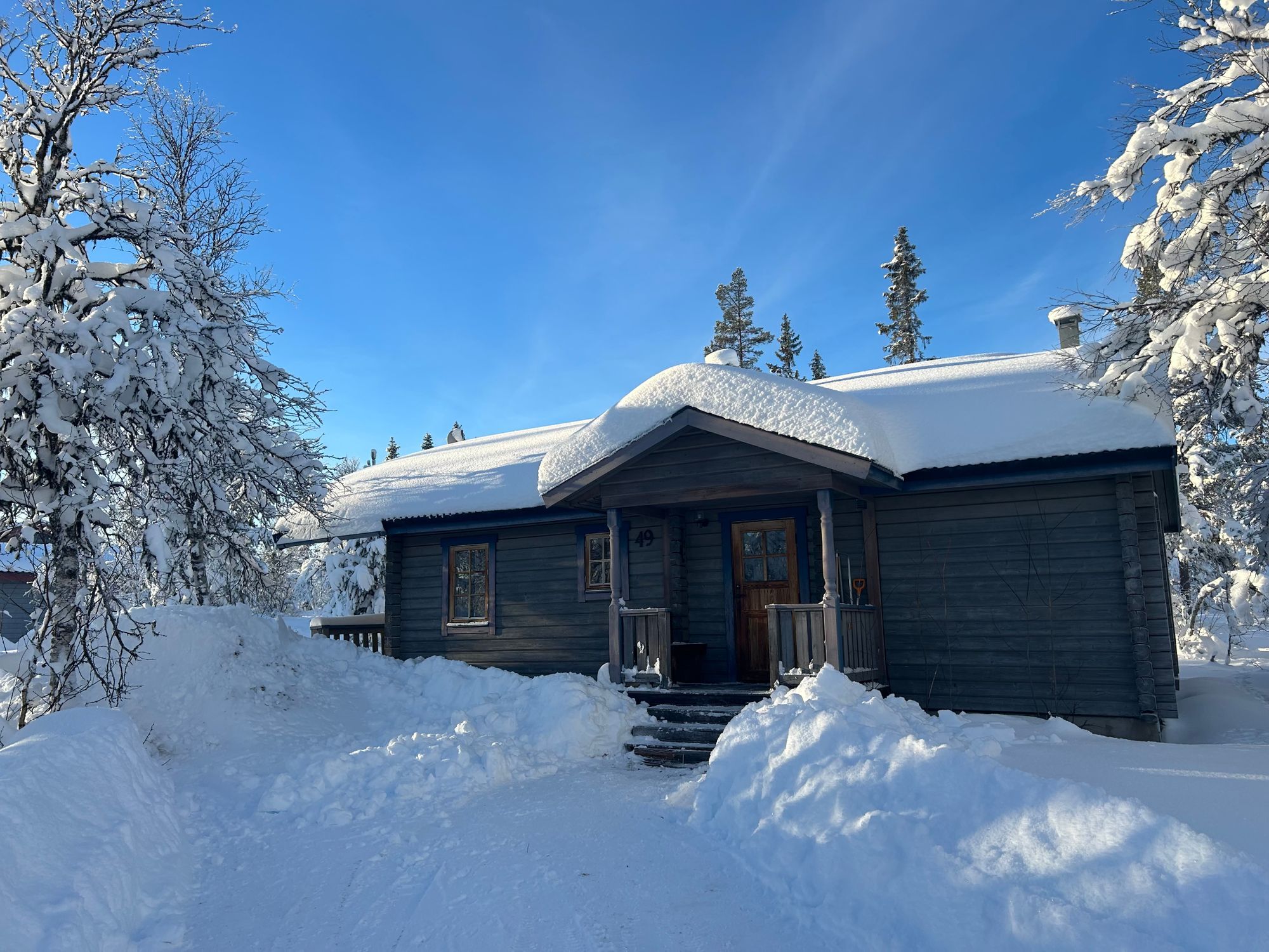 Fjällstuga vid längdspår med bastu och öppen spis – bild 11 av 11
