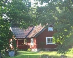 Nabben Fagerholm. Very charming house at sea plot.