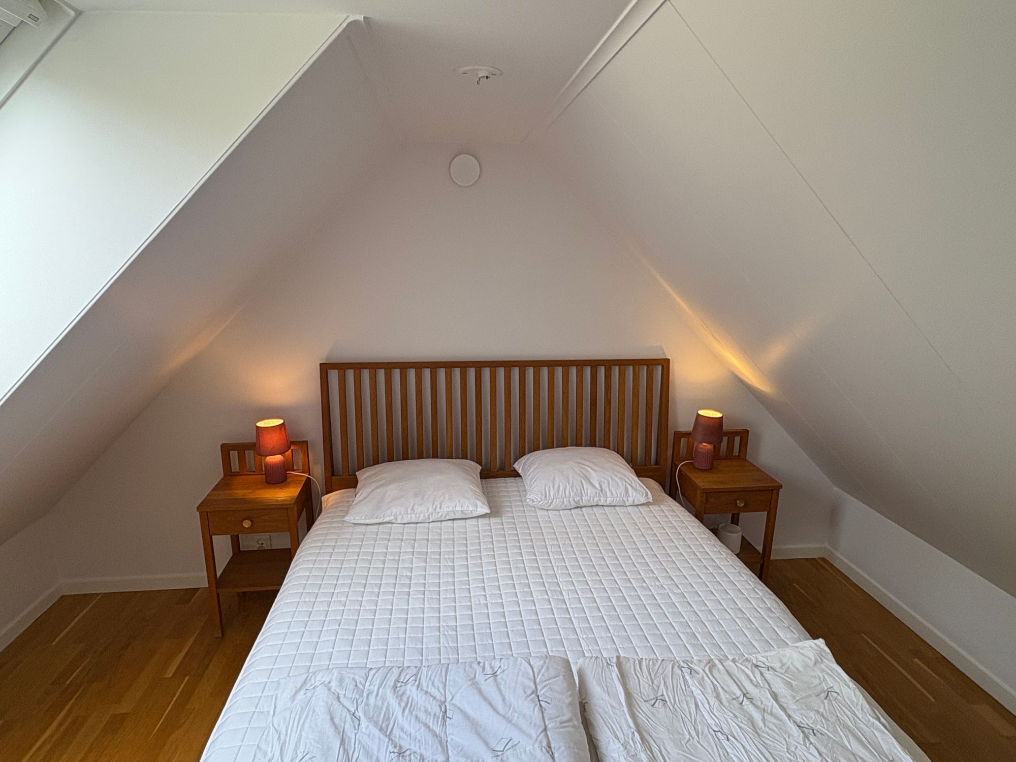 Modern stuga vid kusten - nära Visby. – bild 5 av 14