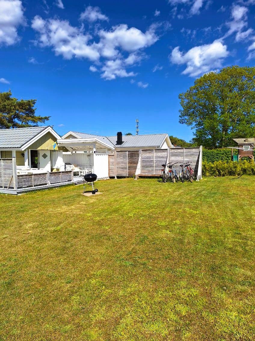 Sommarstuga i härliga Hällevik – bild 4 av 19