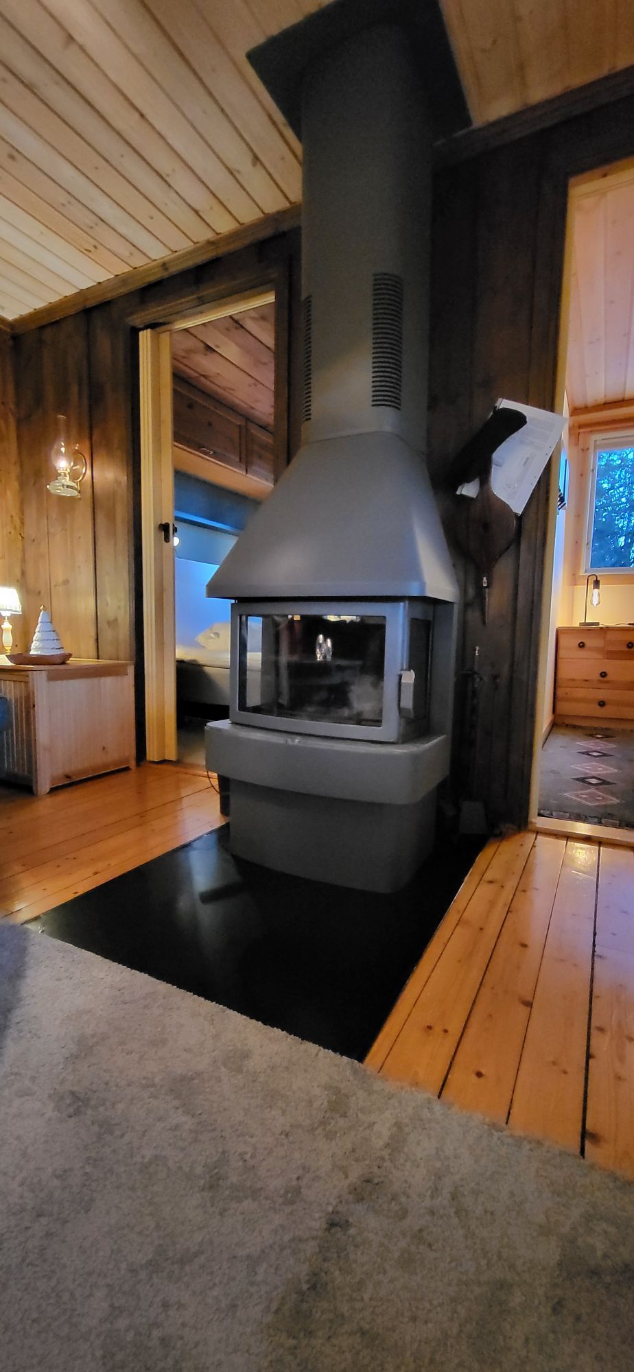 Stuga med kamin och riktig fjällkaraktär – bild 20 av 24