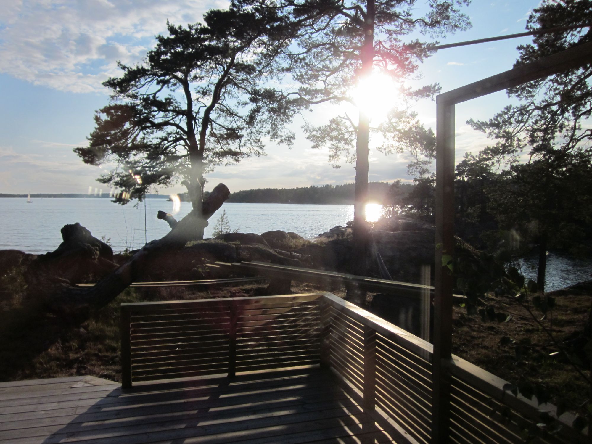 Stuga på sjötomt(egen brygga)nära Waxholm/Åkersber