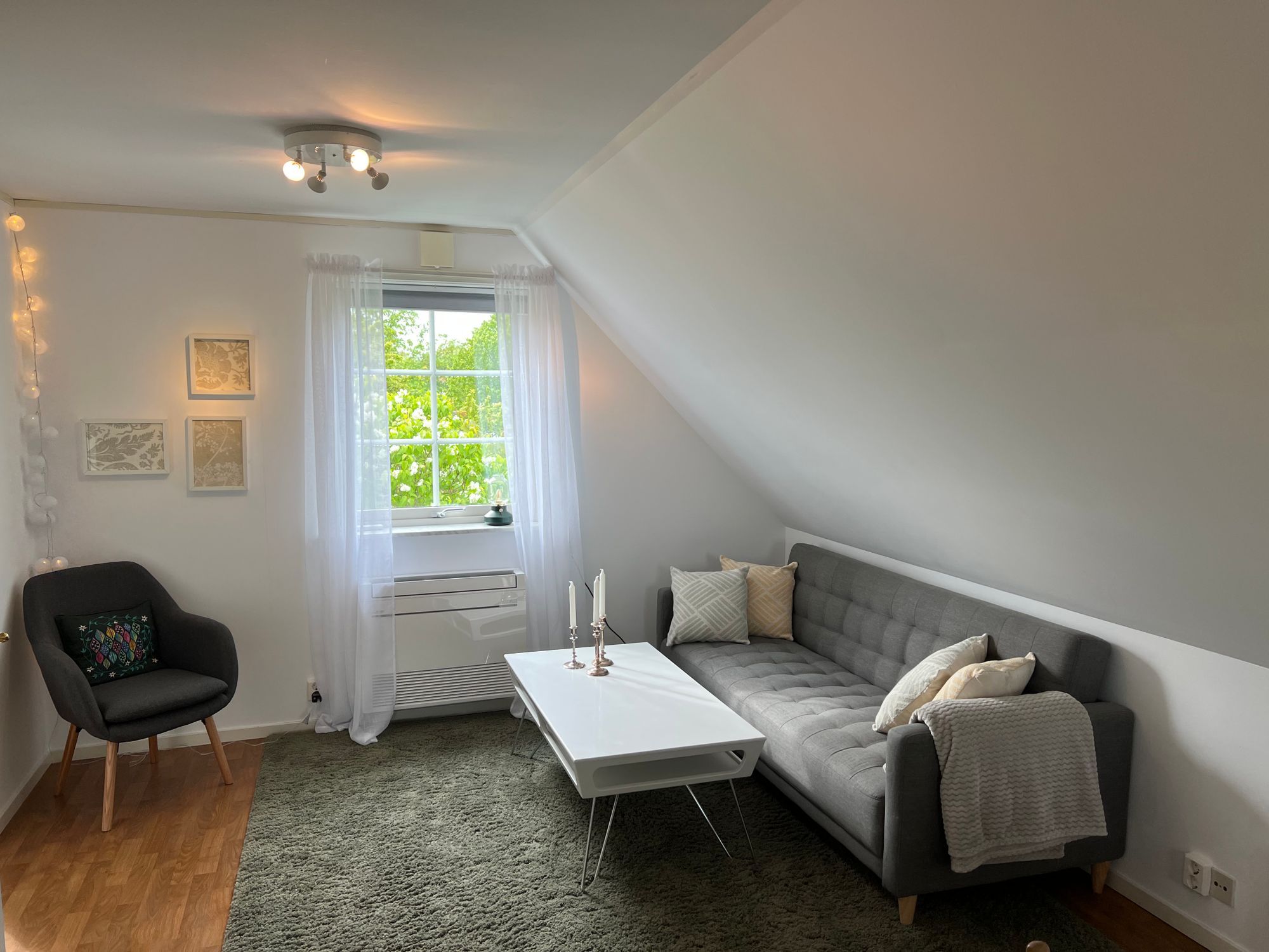 Central och fräsch lägenhet i Visby – bild 2 av 10