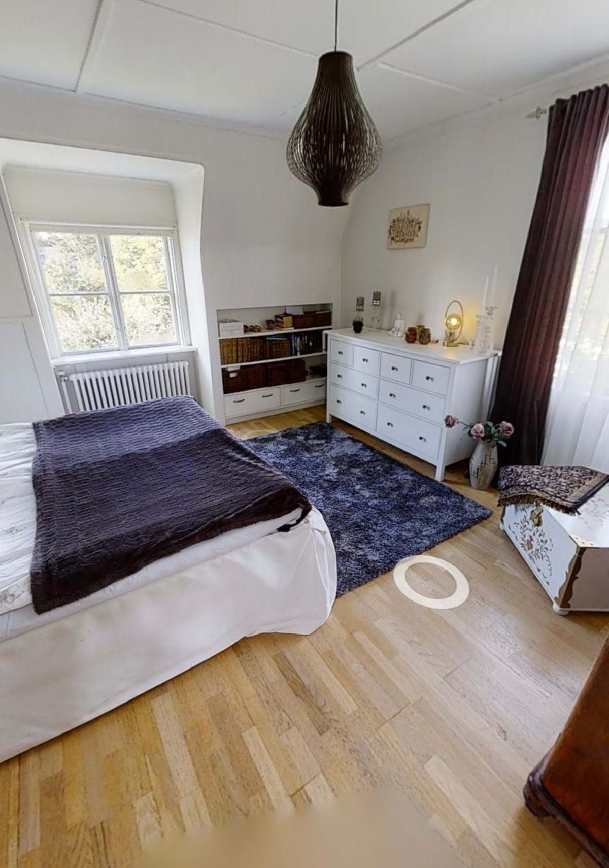 Fantastiskt hus med fina altaner – bild 3 av 15