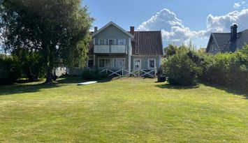 Strandnära villa i Färjestaden