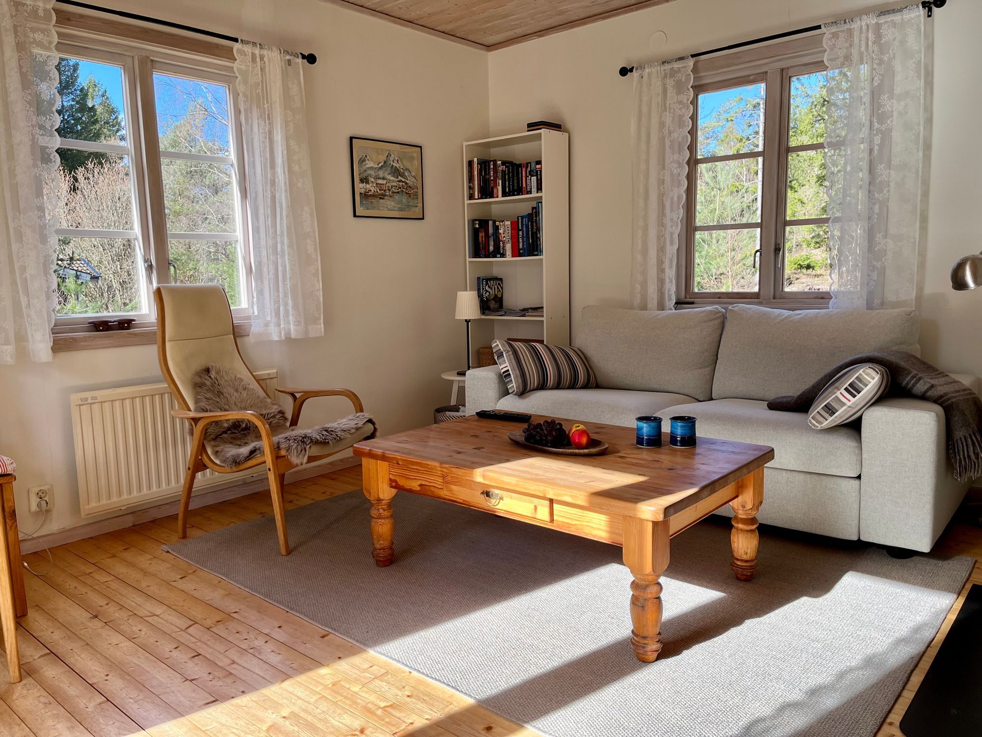 Stuga, Orust, Bohuslän, lugnt läge, skog, havsnära – bild 9 av 23