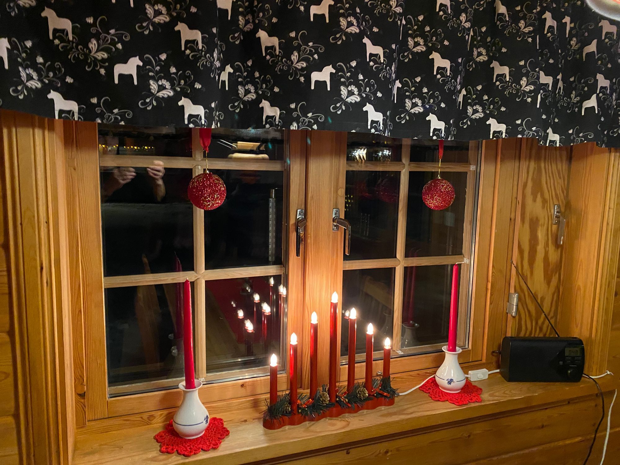 Sälen-Tandådalen-Hundfjället. Liftnära 6-bäddstuga – bild 9 av 18