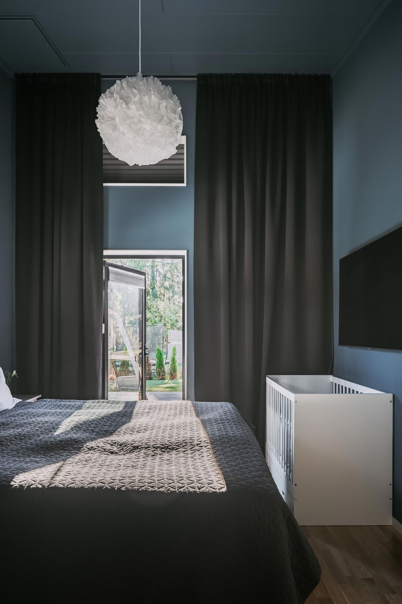 Stort hus ute på en fin Ö nära Vänern – bild 14 av 19