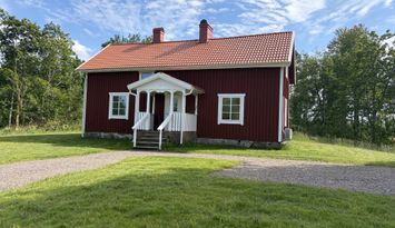 Charmig stuga i närheten av Hjärtasjön