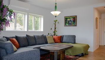 Modern Lantlig Lägenhet, nära till Borlänge.