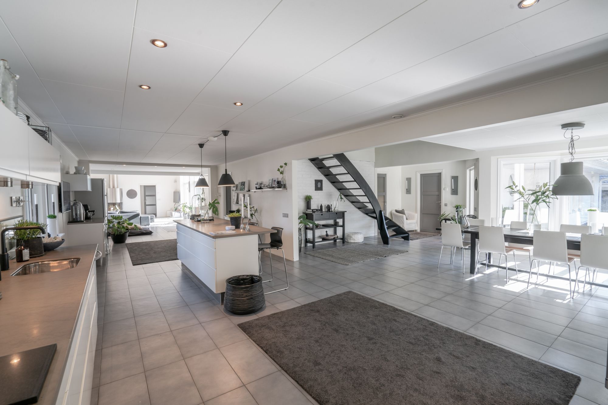 Exklusiv Poolvilla i Ljunghusen 350 kvm – bild 16 av 24