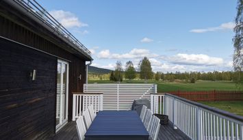 Stuga på golfbanan i Hede