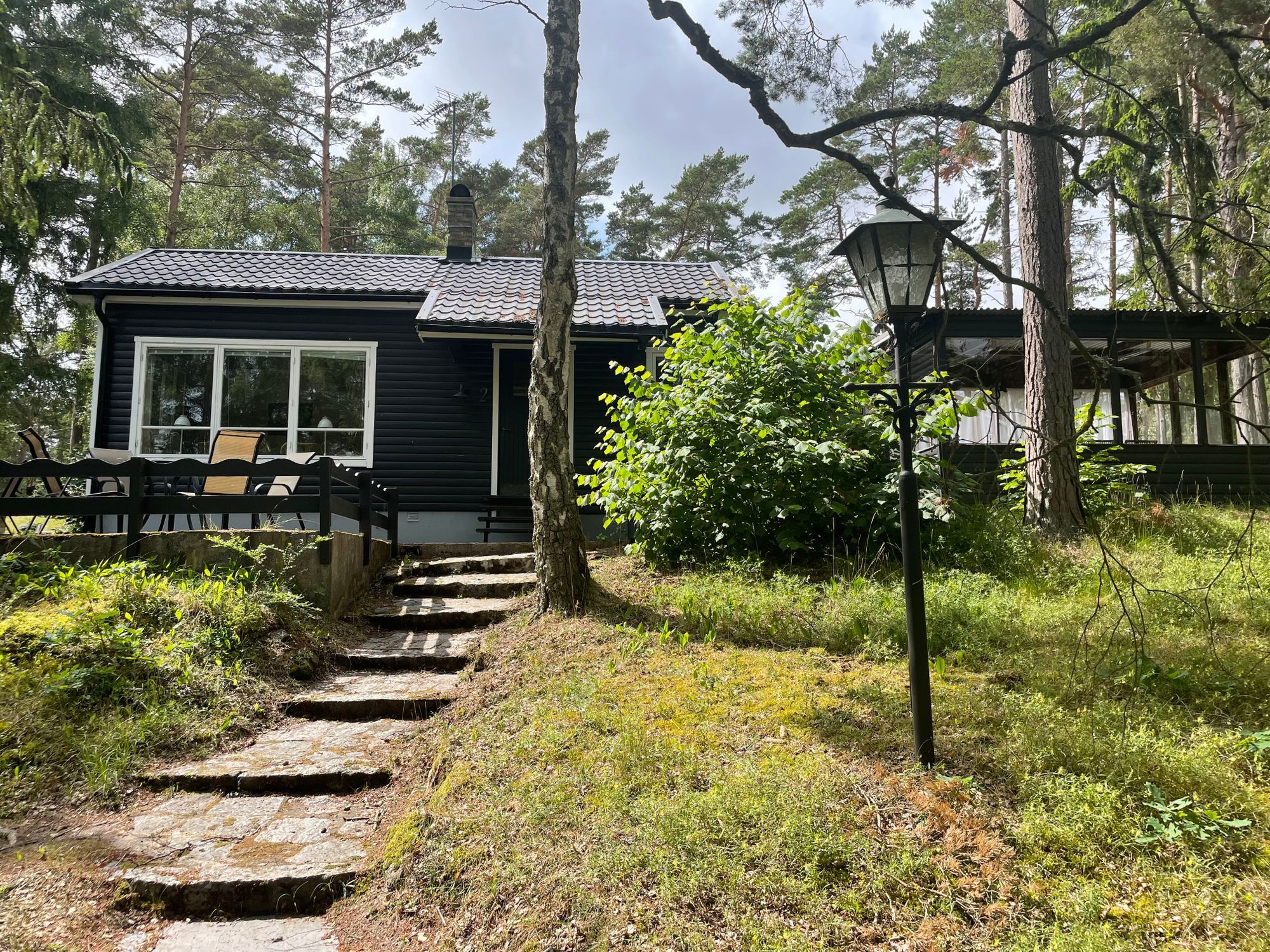 Rymlig stuga nära hav och sandstrand. – bild 2 av 24