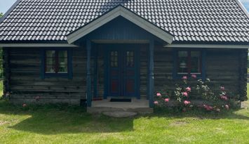 Stuga ändast 2,5 mil till Astrid Lindgrens Värld