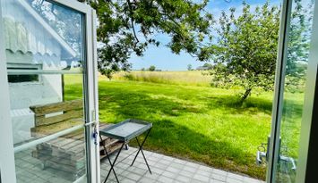 Studio m etage fritt läge i charmig Skånegård