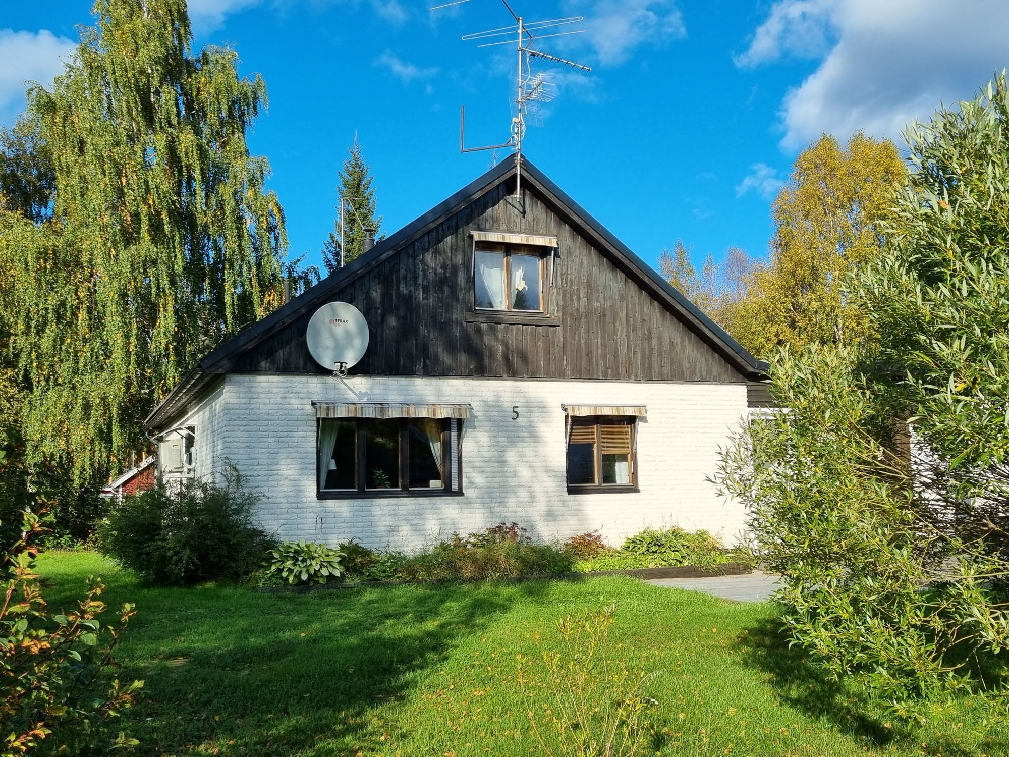Hus Norrbotten – Rymligt hus nära Storforsen – bild 6 av 24
