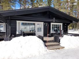 Hundfjället, bastu, braskamin, Wifi, året om