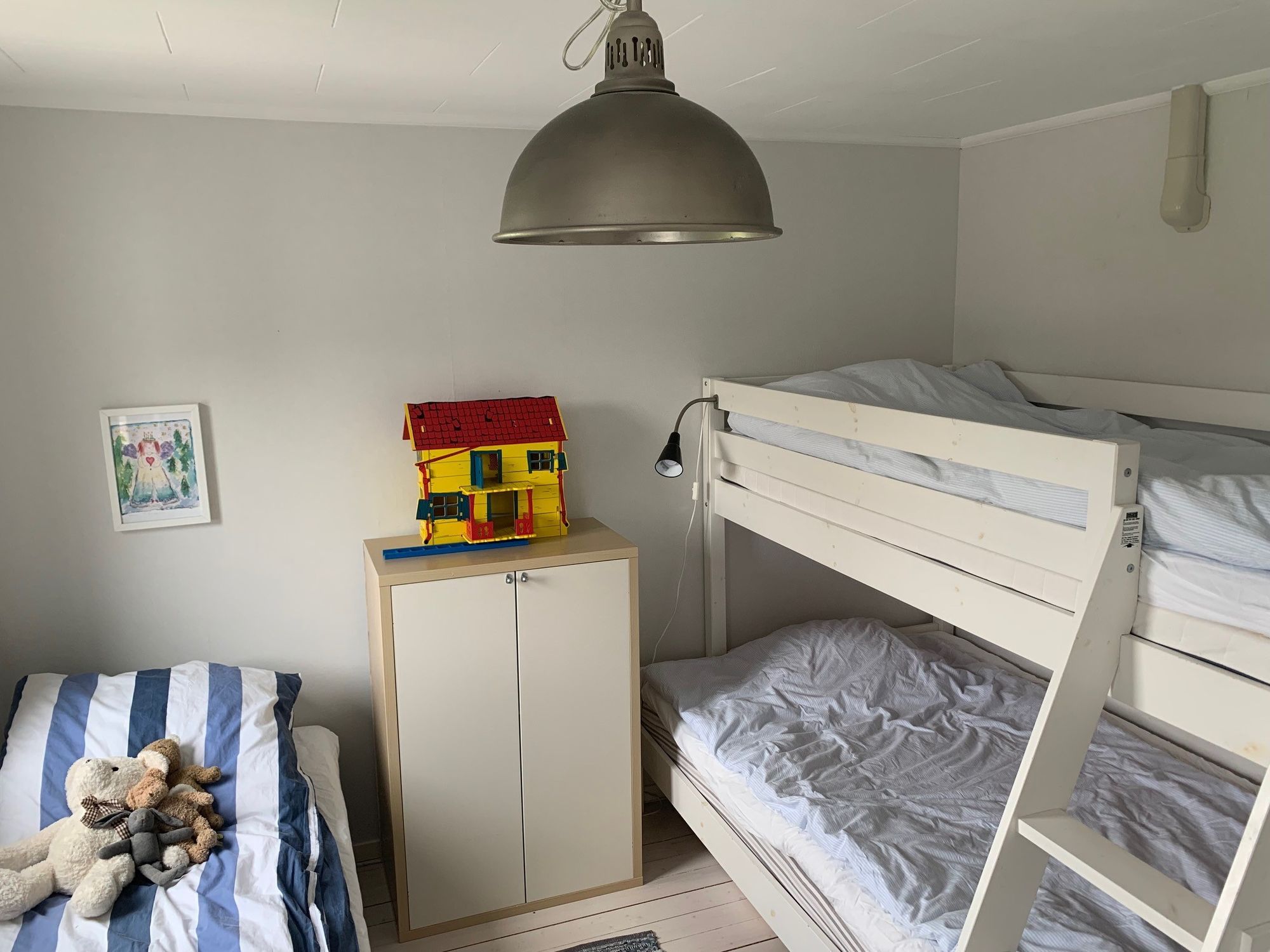 Härligt sommarhus på Tjörn med havsutsikt. – bild 22 av 24