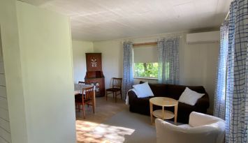 Havsnära sommarstuga på Blidö.
