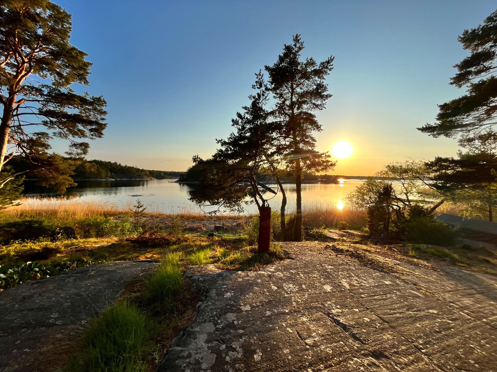 Sjöställe på mindre ö mitt i Stockholms skärgård! – bild 8 av 19