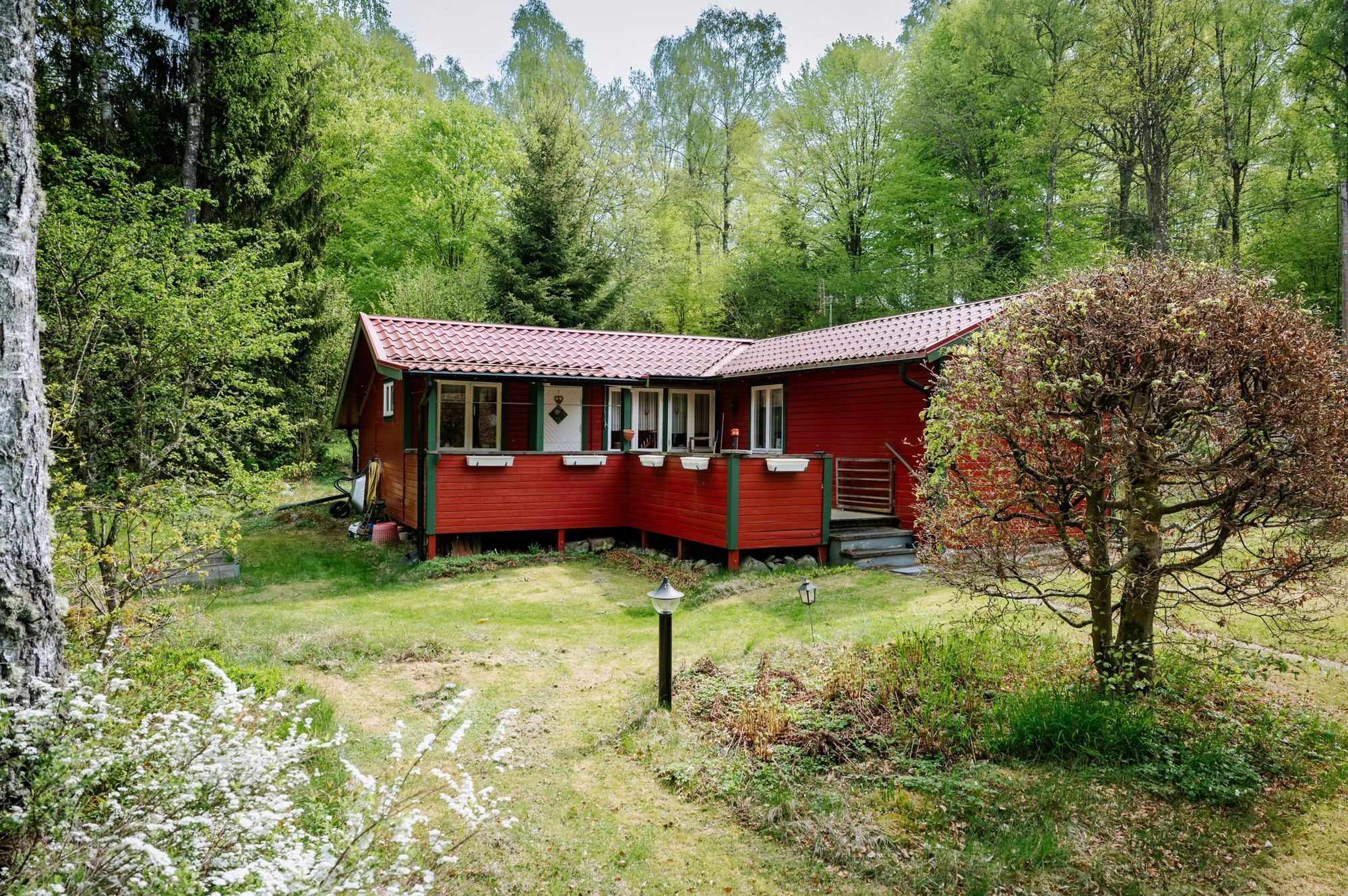 Stuga med privat badtunna – bild 9 av 24