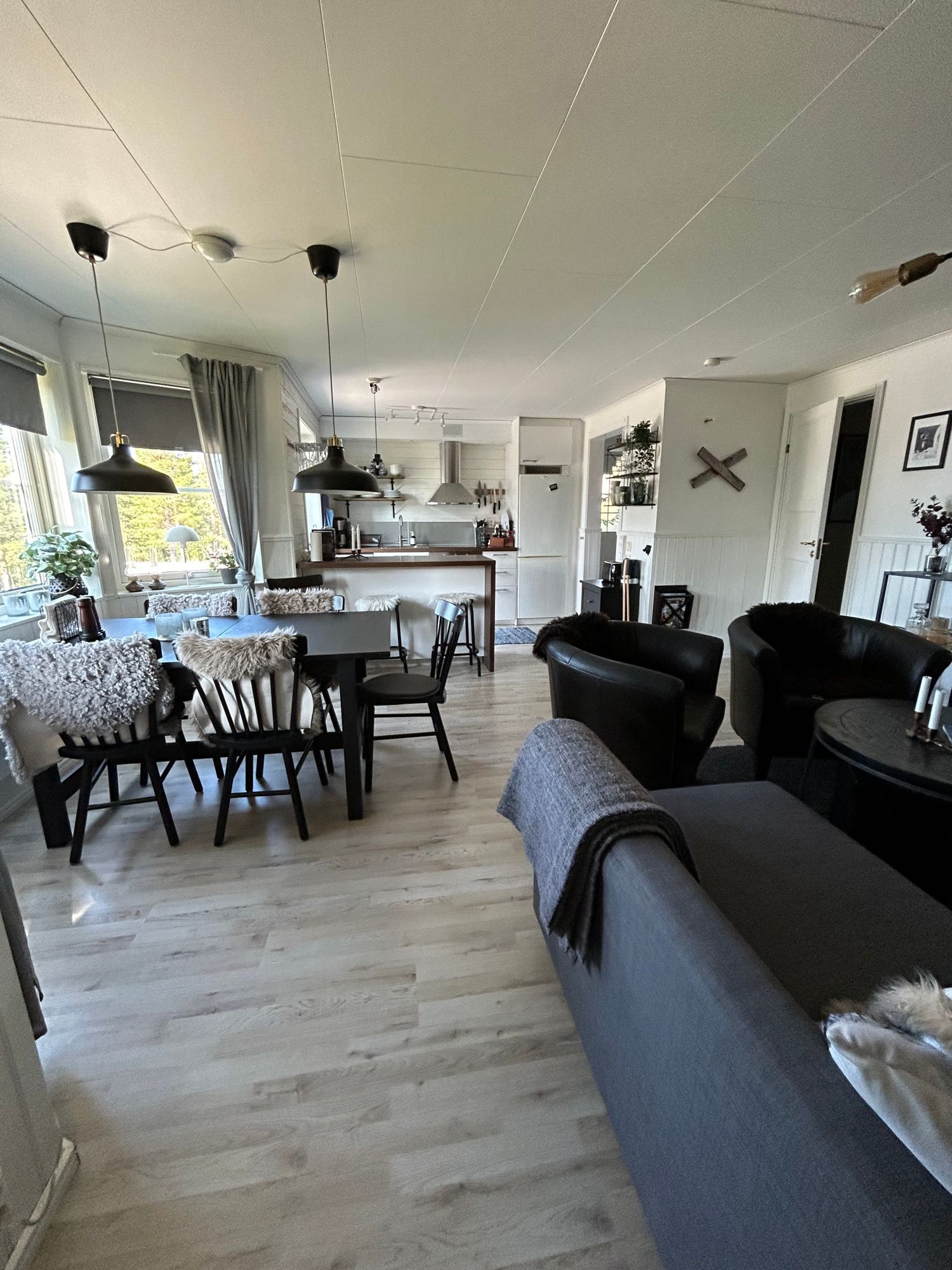 Boende i Björnrike med 3 sovrum – bild 2 av 23