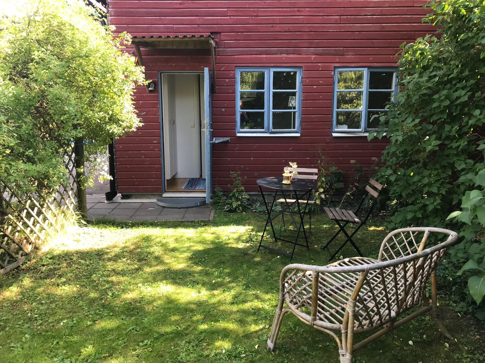 Charmig liten gårdslägenhet 400 m från ringmuren – bild 10 av 10